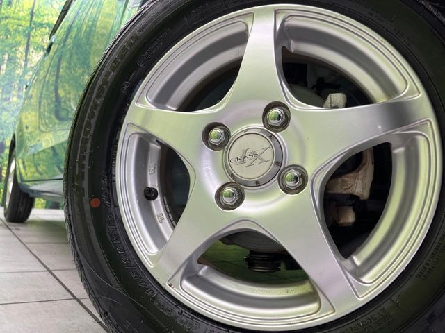 �y13�C���`�A���~�z�C�[���z�O�ςɃ}�b�`�����A���~�z�C�[���𑕒����Ă���܂��B�e��A���~�z�C�[����A�X�^�b�h���X�^�C�����戵�����Ă���܂��B���񂲑��k����������