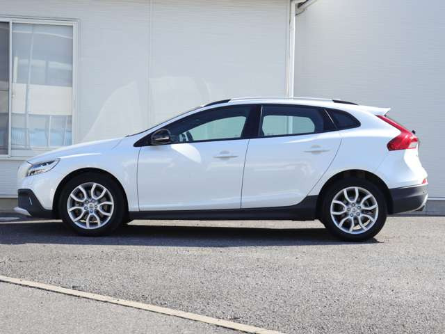 【ご納車後1ヶ月の初期不良対応】納車前整備後にも、不測の事態による初期不良が起きてしまう事があります。当社では全てのお車に対して、初期不良対応期間を1ヶ月設けていますので安心です。