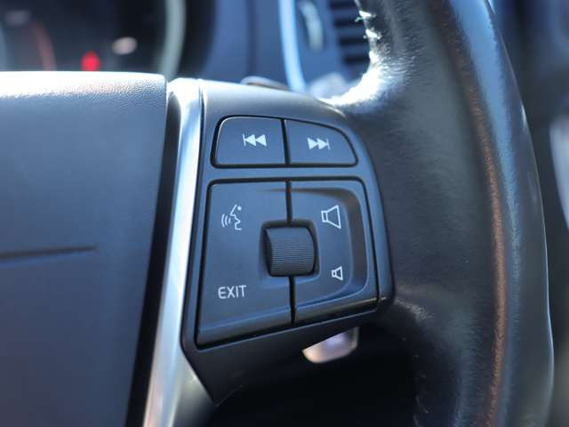 納車前整備費用は車両本体価格に含まれており、別途ご請求することはございませんのでご安心下さい。