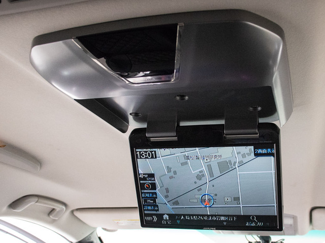 ★フリップダウンモニター★後席の方もDVD等をお楽しみいただけます!