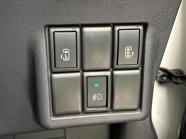 �y�����p���[�X���C�h�h�A�z�X�}�[�g�L�[��^�]�Ȃ̃X�C�b�`�Ō�ȗ����X���C�h�h�A�̊J���\���d��������͂����ăh�A���J����K�v�������A�����Ȃ��q�l�ł��ȒP�ɊJ���߂ł����K�ł���