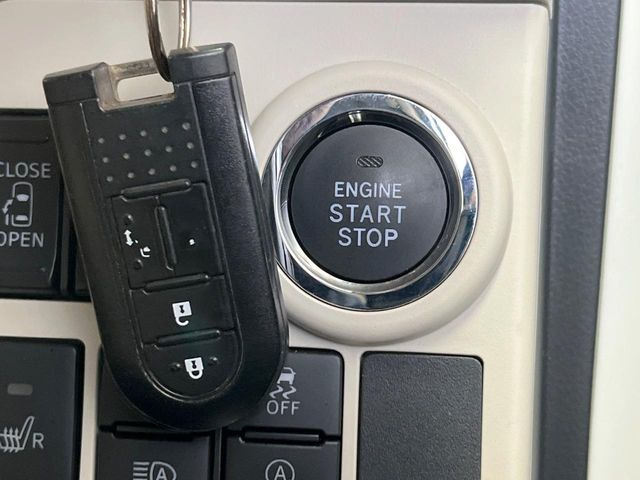 �y�L�[�t���[�V�X�e���z�J�o����|�P�b�g�ɓ��ꂽ�܂܂ł��h�A�̎{���E�������\�ȃX�}�[�g�L�[�𑕔��B�G���W���̃I���E�I�t�����J�M�����o���K�v����������Ƃ��Ă��֗��ł���