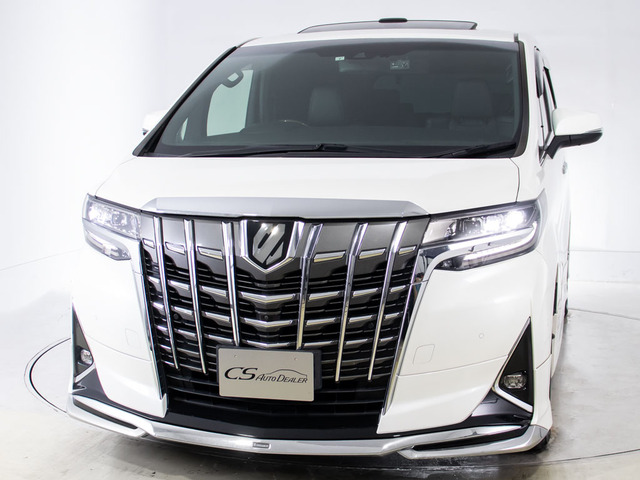 ★フロントビュー★グリル交換、エアロ取り付け等、カスタムもお任せください!