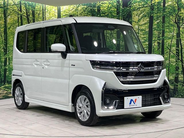 高透明度のガラス皮膜で撥水はもちろん、上質なツヤ・光沢を実現。紫外線や酸性雨から大切な愛車を保護し、色あせ・劣化を防止。「弾スプラッシュコート」、「弾プリミッサコート」からお選びいただけます。