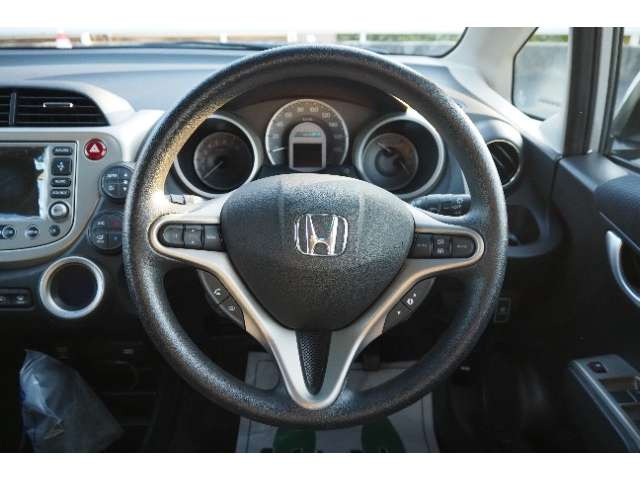 フィットハイブリッド1.3 スマートセレクション