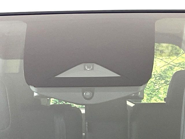 �y�C���e���W�F���g�G�}�[�W�F���V�[�u���[�L�z�t�����g�J�����őO���̎ԗ�����s�҂����m�B�Փ˂������Ȏ��͏Փ˔�Q�y���u���[�L���쓮�A�Փˉ�����T�|�[�g�B�����S�Ƀh���C�u�����y���݂��������܂��B