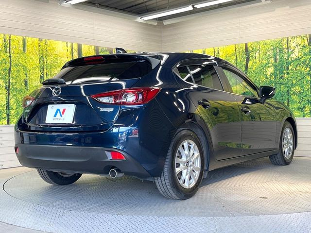 ☆全国のネクステージからお取り寄せが可能※!遠方の店舗に展示してあるクルマが気になる場合も、最寄りの店舗でご覧いただくことが可能です!是非私たちに要望をお聞かせください!※別途費用