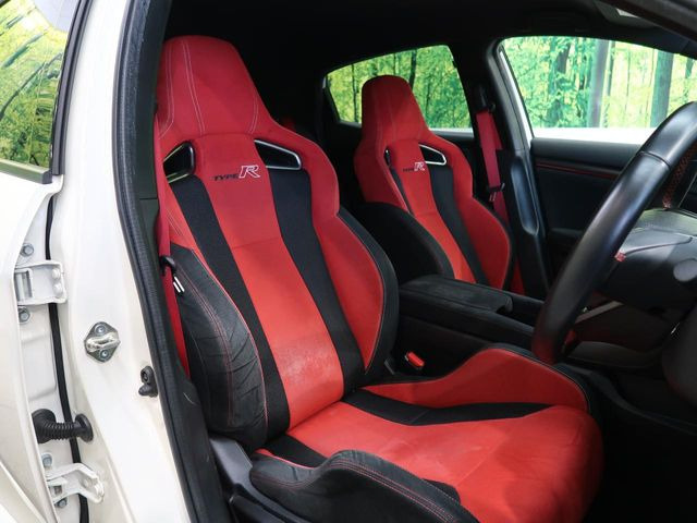 �y��p�X�|�[�c�V�[�g�z�z�[���h���ɗD��A�J�[�u���̑̂������}�����Ă���܂��B�܂��A�̂Ƀt�B�b�g���邩�獘��w�������ɂ����A�����O�h���C�u�⍂�����s�ł����K�ɂ��߂������������܂���