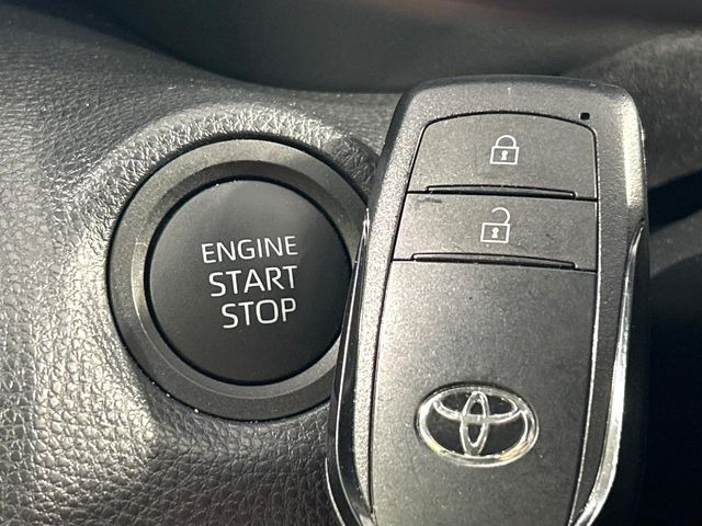 �y�X�}�[�g�L�[�z�J�o����|�P�b�g�ɓ��ꂽ�܂܂ł��h�A�̎{���E�������\�ȃX�}�[�g�L�[�𑕔��B�G���W���̃I���E�I�t�����J�M�����o���K�v����������Ƃ��Ă��֗��ł���