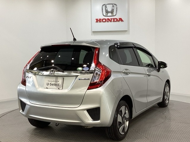 フィット1.5 ハイブリッド Fパッケージ