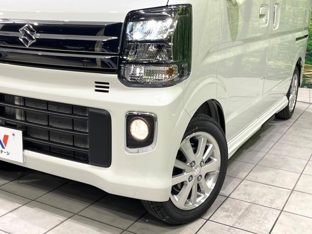 �yLED�w�b�h���C�g�z���V����ԑ��s�����ǍD�Ȏ��E���m�ۂ����S���ĉ^�]�ł��鍂�P�xLED�w�b�h���C�g�𑕔�!�_�����x�������A����d�͂��}�����Ă��܂��B