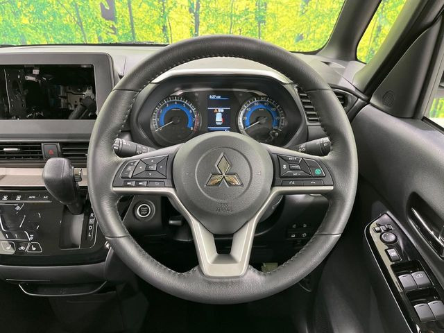 �y�����v�����X�e�A�����O�z�㎿�Ȋv���g�p���邱�ƂŁA��ɂ����������݂ƂĂ��^�]���₷���n���h���ł���