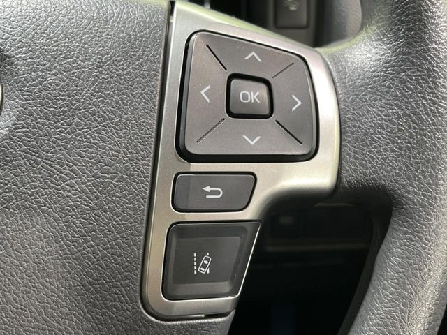 �y���[���g���[�V���O�A�V�X�g�z�������H���s���A�Ԑ�����͂ݏo�������ɂȂ�ƃ��[���̒����𑖂�悤�ɃX�e�A�����O������A�V�X�g�B�����S�ȉ^�]���T�|�[�g���Ă���܂�!