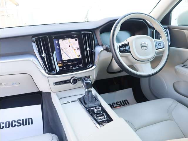 �h�C�c�̃{���{���`���[�j���O���[�J�[HEICO SPORTIV�̐��K�̔��X���t���ƈ��m���ɂ�HEICO SPORTIV�v���~�A���p�[�g�i�[KANTO / TOKAI�Ƃ��ĉ^�c�����Ă��܂��B