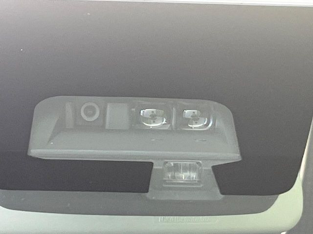 �y�X�Y�L �Z�[�t�e�B�T�|�[�g�z���s���ɑO���̎ԗ�����F�����A�Փ˂������Ȏ��͌x��ƃu���[�L�ŏՓˉ���Ɣ�Q�y�����A�V�X�g�B�����S�Ƀh���C�u�����y���݂��������܂��B