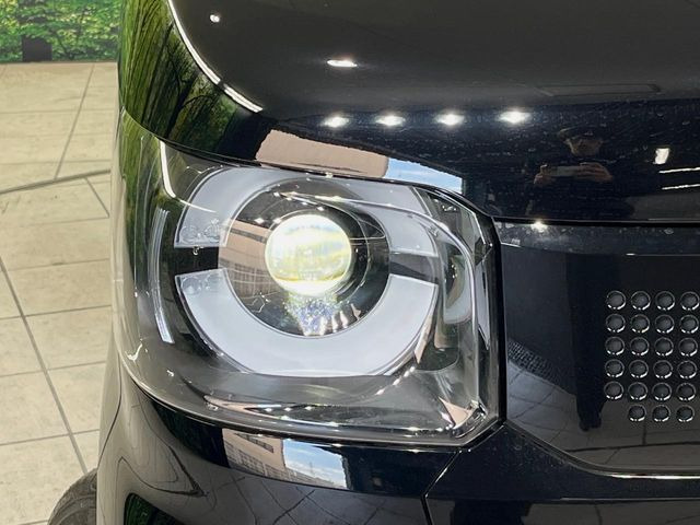 �yLED�w�b�h���C�g�z���V����ԑ��s�����ǍD�Ȏ��E���m�ۂ����S���ĉ^�]�ł��鍂�P�xLED�w�b�h���C�g�𑕔�!�_�����x�������A����d�͂��}�����Ă��܂��B