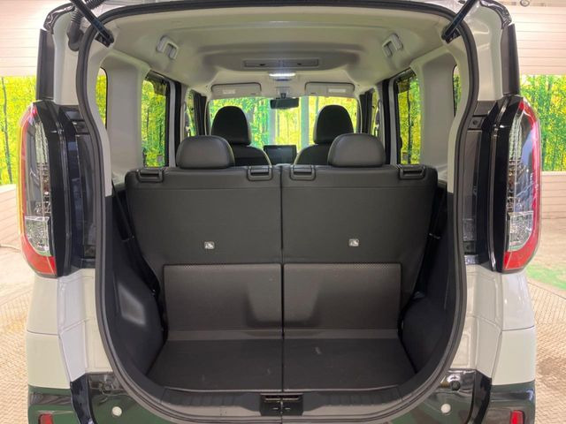 ���i�̂���������ʋ΁A���}���ɏ\���ȉ׎��X�y�[�X���m�ۂ��Ă���܂��B�Z�J���h�V�[�g��|���ƁA�傫�ȉו��̐ύڂ��\�ł���