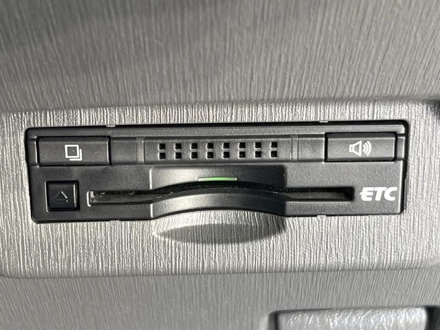 【ETC】高速道路の料金所をストレスなく通過!話題のスポットやサービスエリアに多い「スマートIC」利用時は必須のアイテムです。当店でセットアップを実施、ご納車当日からすぐにご利用いただけます!