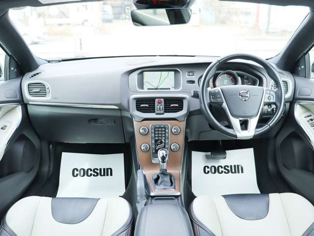 【エンジン・ミッション・ブレーキ機構を2年間無料で保証】コクスンの販売するボルボ中古車は全車に無料で2年間の保証(基本保証)が付帯されます。