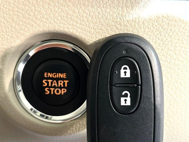 �y�L�[���X�X�^�[�g�V�X�e���z�J�o����|�P�b�g�ɓ��ꂽ�܂܂ł��h�A�̎{���E�������\�ȃX�}�[�g�L�[�𑕔��B�G���W���̃I���E�I�t�����J�M�����o���K�v����������Ƃ��Ă��֗��ł���