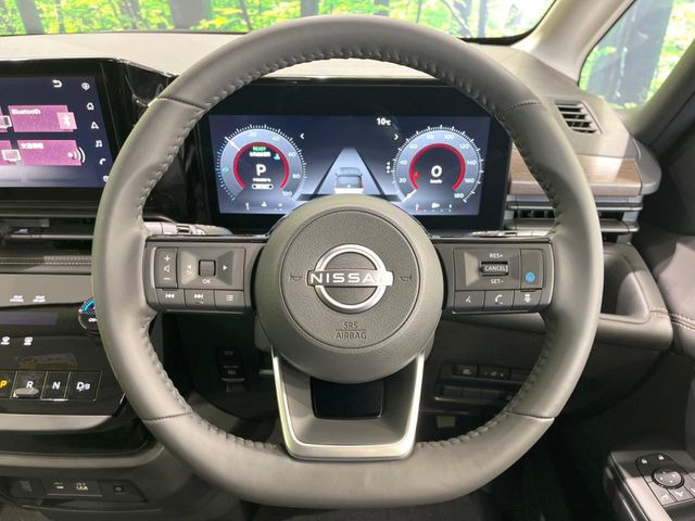 �y�����v�����X�e�A�����O�z�㎿�Ȋv���g�p���邱�ƂŁA��ɂ����������݂ƂĂ��^�]���₷���n���h���ł���