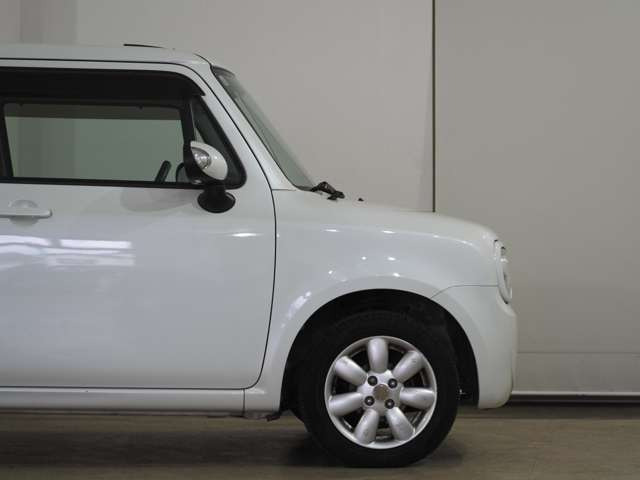 LINE�n�߂܂�����l�b�g�ɂ͍ڂ��Ă��Ȃ��ʐ^���������A�G���W���������������Ȃǂ̂��v�]�ɂ��������܂�!�F�B�o�^���ă��b�Z�[�W�������M������(^&omega;^)