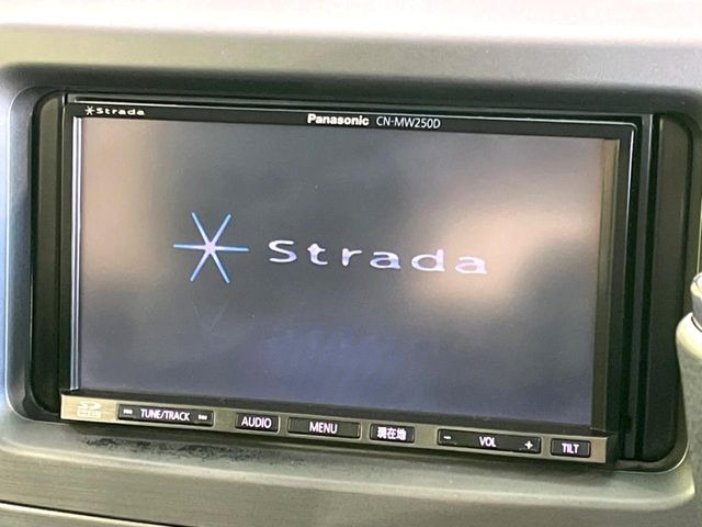 �y�i�r�Q�[�V�����z�g���₷���i�r�ŖړI�n�܂ł�������ē����Ă���܂��B�e��I�[�f�B�I�Đ��@�\���[�����Ă���A���Ԃ̉^�]������Ɋy�����Ȃ�܂�!!