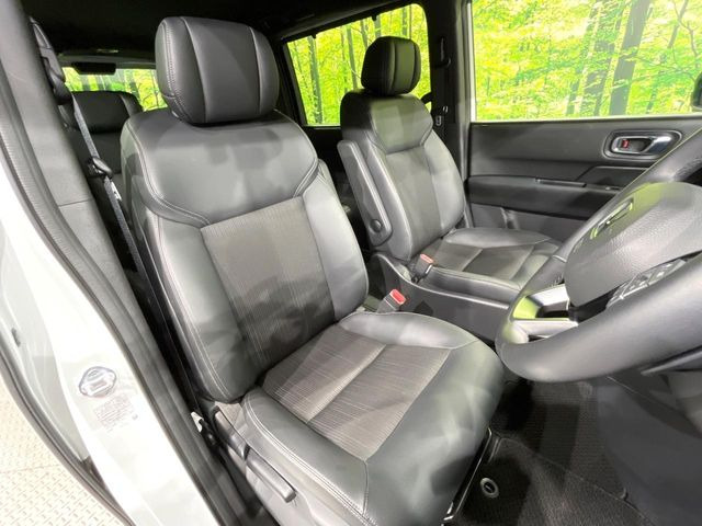 �y�n�[�t���U�[�V�[�g�z�������ƍ���S�n�𗼗������l�C�̃V�[�g���w�ʁE���ʂ̃t�@�u���b�N�f�ނ́A�ʋC���̗ǂ��⊊��ɂ����ɗD��Ă��܂��B�C���╞���ɍ��E���ꂸ���K�ɂ���肢�������܂��B