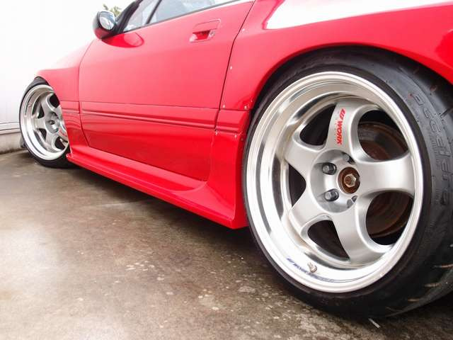 �e��I�[�g���[���戵�����B�ʏ�I�[�g���[���Œ�120�񂩂�A���R�ԍό^120��܂ŁA���q�l�̃j�[�Y�ɍ��������x�����@�����ē������Ă������܂��B�R���Ɏ��M�̖������q�l�����C�y�ɂ����k�������܂�