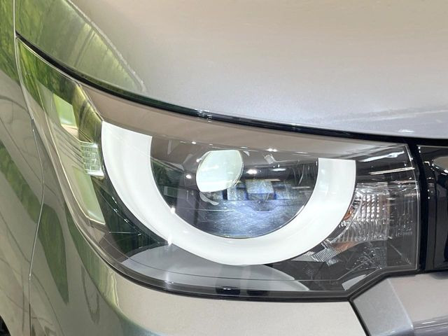 �yLED�w�b�h���C�g�z���V����ԑ��s�����ǍD�Ȏ��E���m�ۂ����S���ĉ^�]�ł��鍂�P�xLED�w�b�h���C�g�𑕔�!�_�����x�������A����d�͂��}�����Ă��܂��B