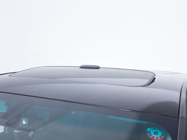 ★サンルーフ★‌人気装備のサンルーフ装着!開放的な空間をお楽しみください!