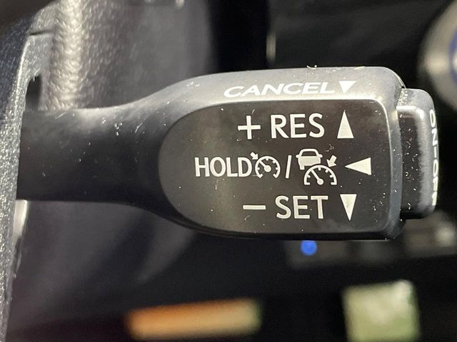 �y���[�_�[�N���[�Y�R���g���[���z�������H�ł̒��������s���y��!!�����ő��x��ۂN���[�Y�R���g���[�����A�Փˌy���V�X�e���ƘA�g���A�O���̎ԗ������m���ĎԊԂ�ۂ悤�ɑ��x���߂��Ă���܂�!!