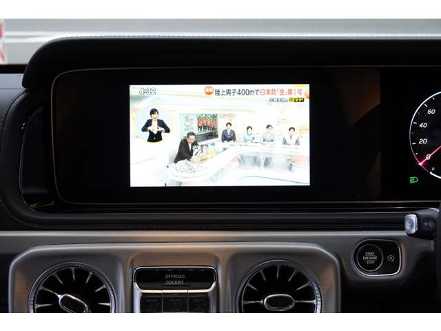 �^�b�`�p�l���f�B�X�v���C(�i�r�̐ݒ��ԗ��̐ݒ肪�o���܂�)�E