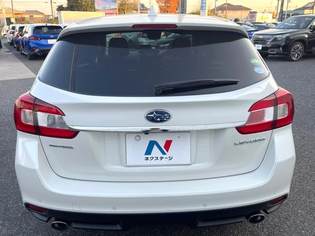 安心の最長10年・走行無制限保証(有償)をご用意。保証内容も充実はもちろん、無料点検&オイル交換や、年中無休の全国・24時間ロードサービスも付帯されておりますのでご安心下さい。