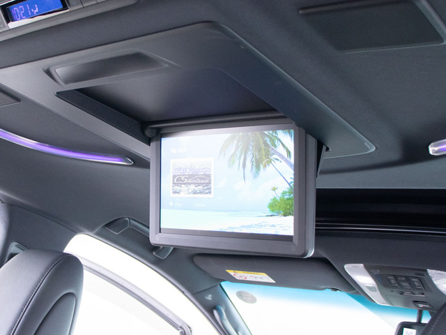 ★フリップダウンモニター★後席の方もDVD等をお楽しみいただけます!