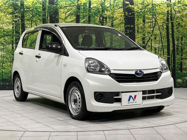 高透明度のガラス皮膜で撥水はもちろん、上質なツヤ・光沢を実現。紫外線や酸性雨から大切な愛車を保護し、色あせ・劣化を防止。「弾スプラッシュコート」、「弾プリミッサコート」からお選びいただけます。