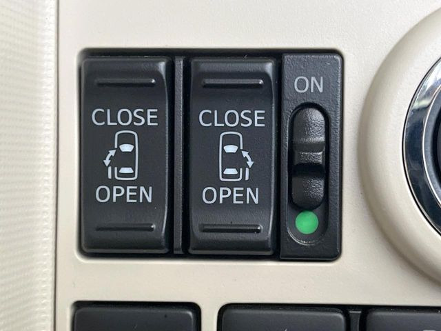 �y�����p���[�X���C�h�h�A�z�X�}�[�g�L�[��^�]�Ȃ̃X�C�b�`�Ō�ȗ����X���C�h�h�A�̊J���\���d��������͂����ăh�A���J����K�v�������A�����Ȃ��q�l�ł��ȒP�ɊJ���߂ł����K�ł���