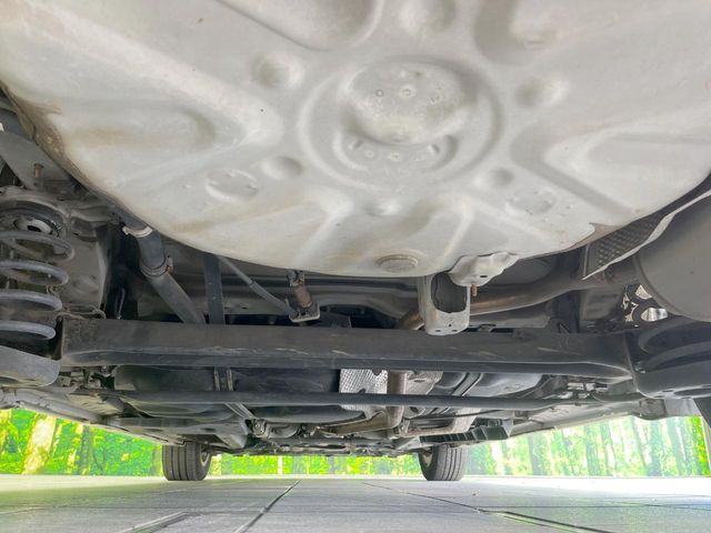 下回りがきれいなうちに、防錆加工の施工がオススメ。降雪地域はもちろん、沿岸部にお住いの方や、趣味でマリン・ウィンタースポーツをされる方にご好評いただいております。