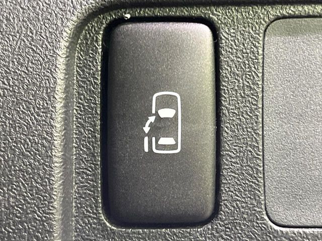 �y�p���[�X���C�h�h�A�z�X�}�[�g�L�[��^�]�Ȃ̃X�C�b�`�ŃX���C�h�h�A�̊J���\���d��������͂����ăh�A���J����K�v�������A���������q�l�ł��A�d���ו��������Ă��鎞�����N�ɊJ���߂ł��܂���