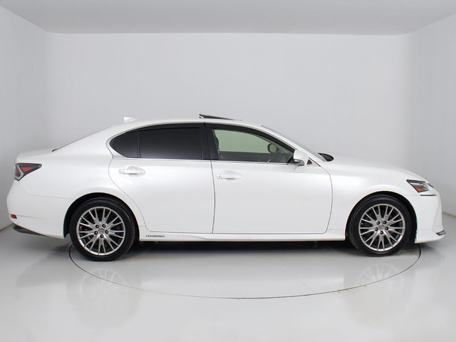 社外アルミホイール取付・スピンドルエアロ取付・各メーカーエアロ取付・車高調・ローダウン・ライトカスタム・スモークフィルム施工OK!お気軽にご相談下さい!