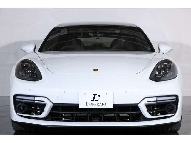 GTS専用スポーツエキゾーストの迫力あるサウンドが魅力。走る楽しさと刺激を常に感じられます。