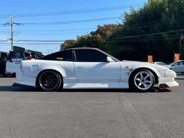 ���X�݌ɂ͊O���A�����N���[�j���O��ɓW�����A�����Ď��̏C�����̗L���A���[�^�[��������̗L������O�ҋ@�ւɂ�錟����S����{���Ă���܂��B�Ԍ��A�����A����h�������ЂőΉ��ł��܂��̂ł����S���������B