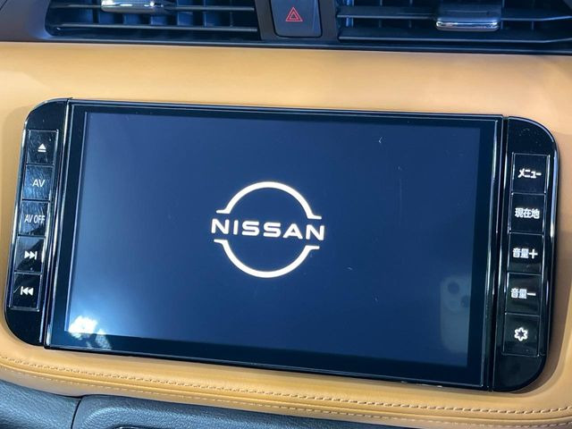 �y�����i�r�z�l�C�̏����i�r�𑕔����Ă���܂��B�i�r�̎g���₷���͂������A�I�[�f�B�I�@�\���[��!�L�����v�◷�s�͂������A�ʋ΂┃�����ȂǕ��i�̃h���C�u���y�����Ȃ�͂���