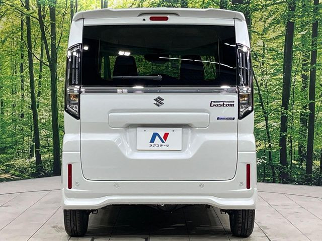 安心の最長10年・走行無制限保証(有償)をご用意。保証内容も充実はもちろん、無料点検&オイル交換や、年中無休の全国・24時間ロードサービスも付帯されておりますのでご安心下さい。