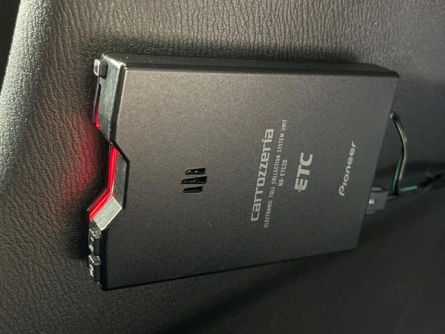 【ETC】高速道路の料金所をストレスなく通過!話題のスポットやサービスエリアに多い「スマートIC」利用時は必須のアイテムです。当店でセットアップを実施、ご納車当日からすぐにご利用いただけます!