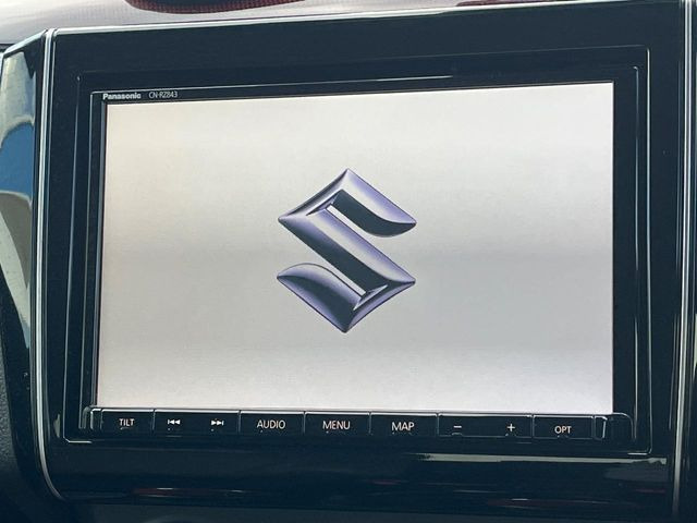 �y�����i�r�z�l�C�̏����i�r�𑕔����Ă���܂��B�i�r�̎g���₷���͂������A�I�[�f�B�I�@�\���[��!�L�����v�◷�s�͂������A�ʋ΂┃�����ȂǕ��i�̃h���C�u���y�����Ȃ�͂���