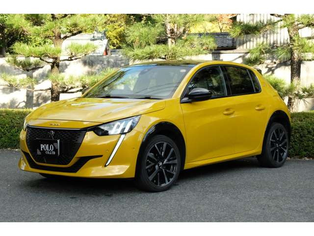 純正17AWもガリ傷等も無く綺麗です。☆マイナーチェンジ後モデルは17AWのカラーがダークになりました。