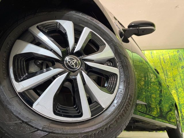 �y����15�C���`�A���~�z�C�[���z�O�ςɃ}�b�`���������A���~�z�C�[���𑕒����Ă���܂��B�e��ЊO�A���~�z�C�[����A�X�^�b�h���X�^�C�����戵�����Ă���܂��B���񂲑��k����������