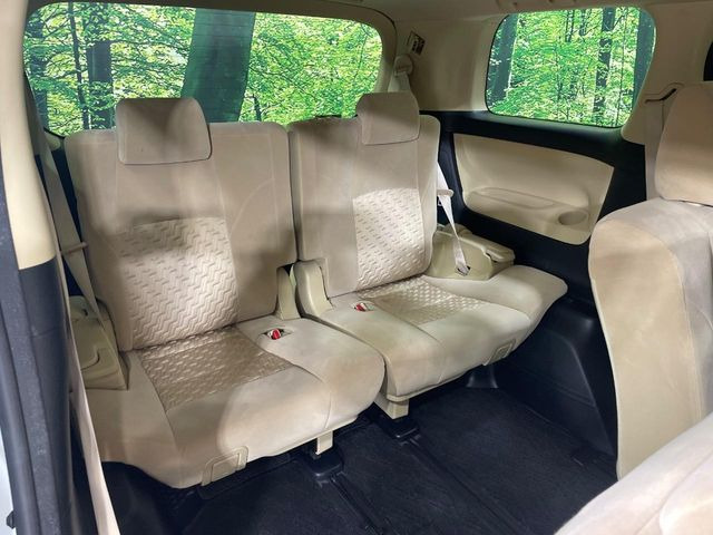 3��ڃV�[�g�͂�������ԗǍD����l�ł��������ƍ����Ē����܂��̂ŁA��l���ł̂��o���������N���N�ł��􂲉Ƒ��ŁA�C�̒m�ꂽ���ԂŁA�h���C�u�ɍs���̂��y���݂ł��ˁ�