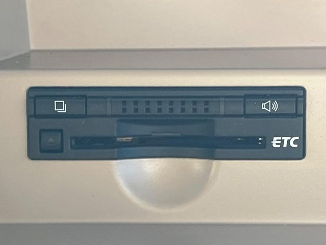 【ETC】高速道路の料金所をストレスなく通過!話題のスポットやサービスエリアに多い「スマートIC」利用時は必須のアイテムです。当店でセットアップを実施、ご納車当日からすぐにご利用いただけます!